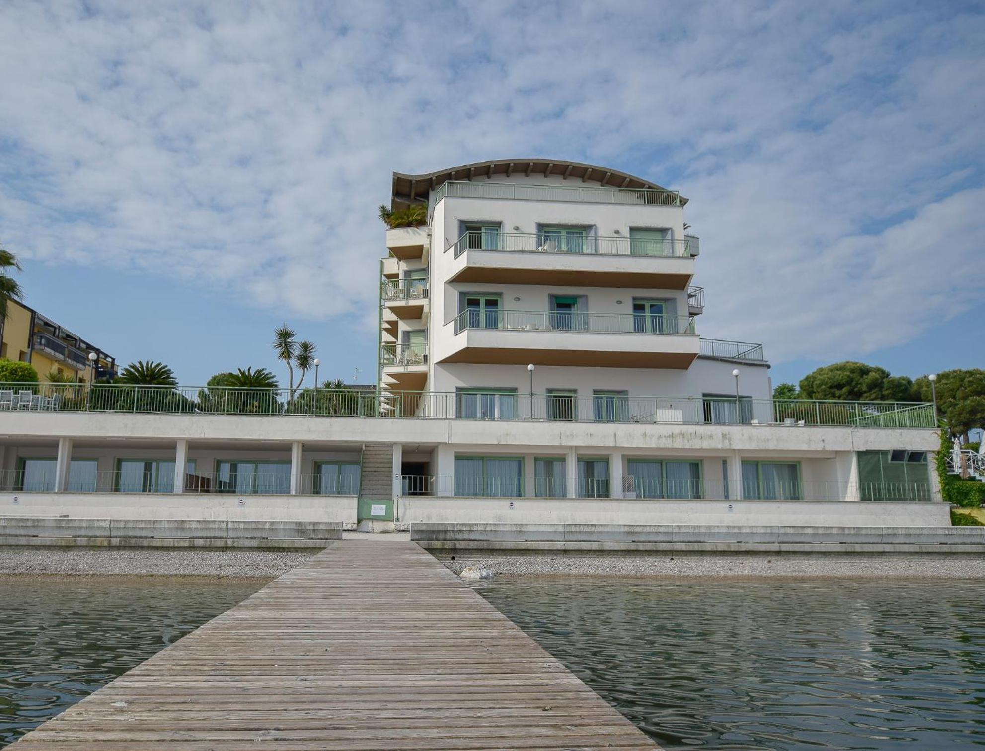 Appartamento Residenza Miralago Iii By Wonderful Italy Desenzano del Garda