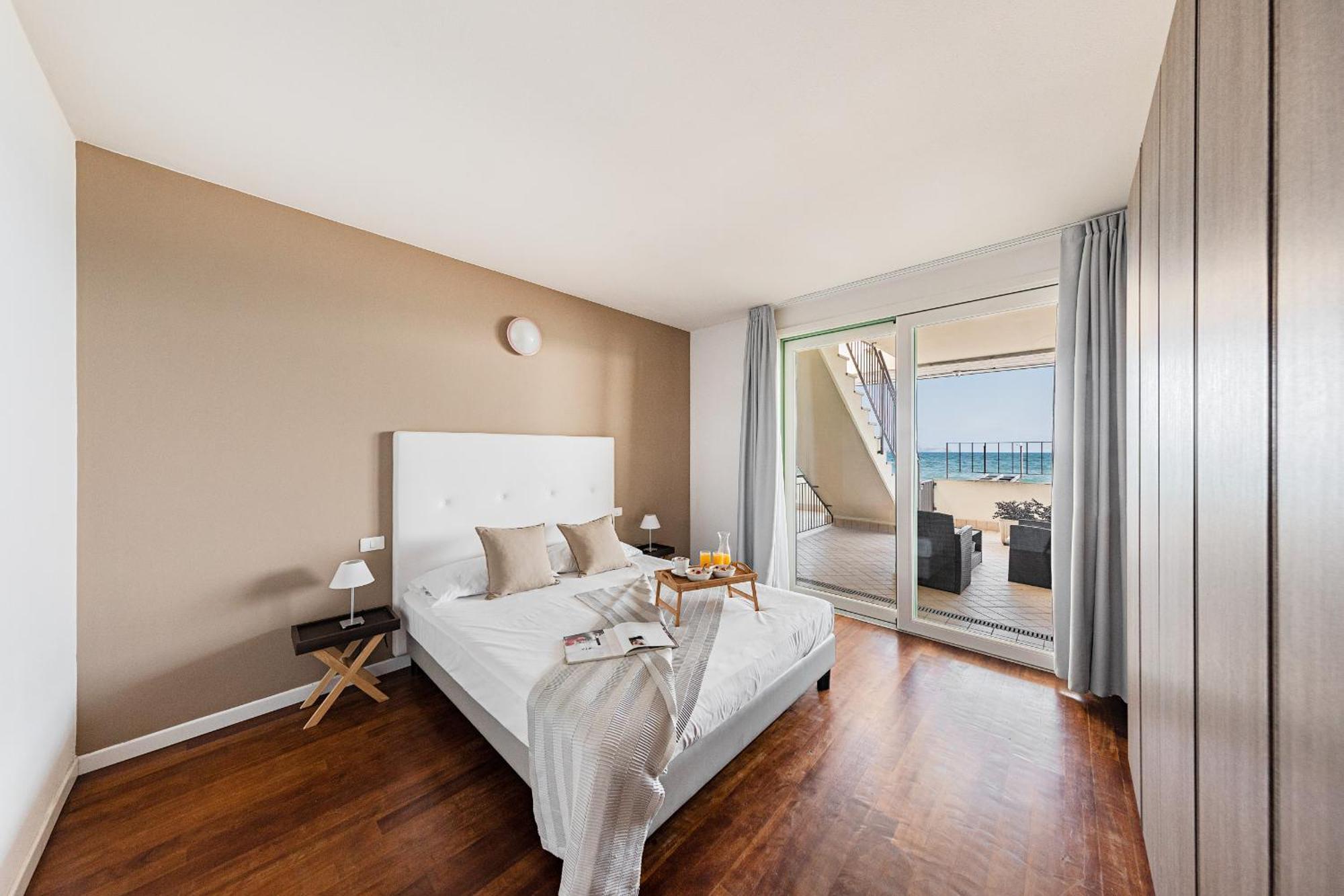 Residenza Miralago Iii By Wonderful Italy * Desenzano del Garda
