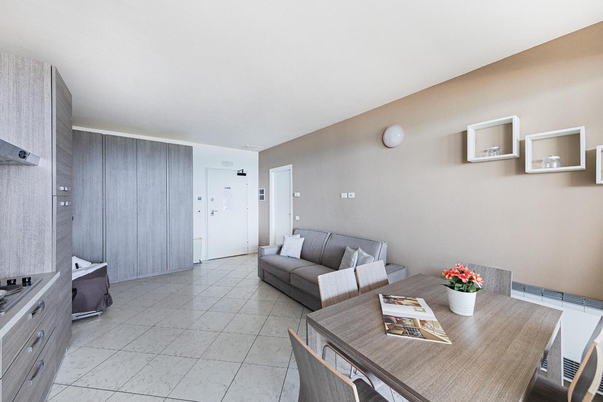 Residenza Miralago Iii By Wonderful Italy * Desenzano del Garda