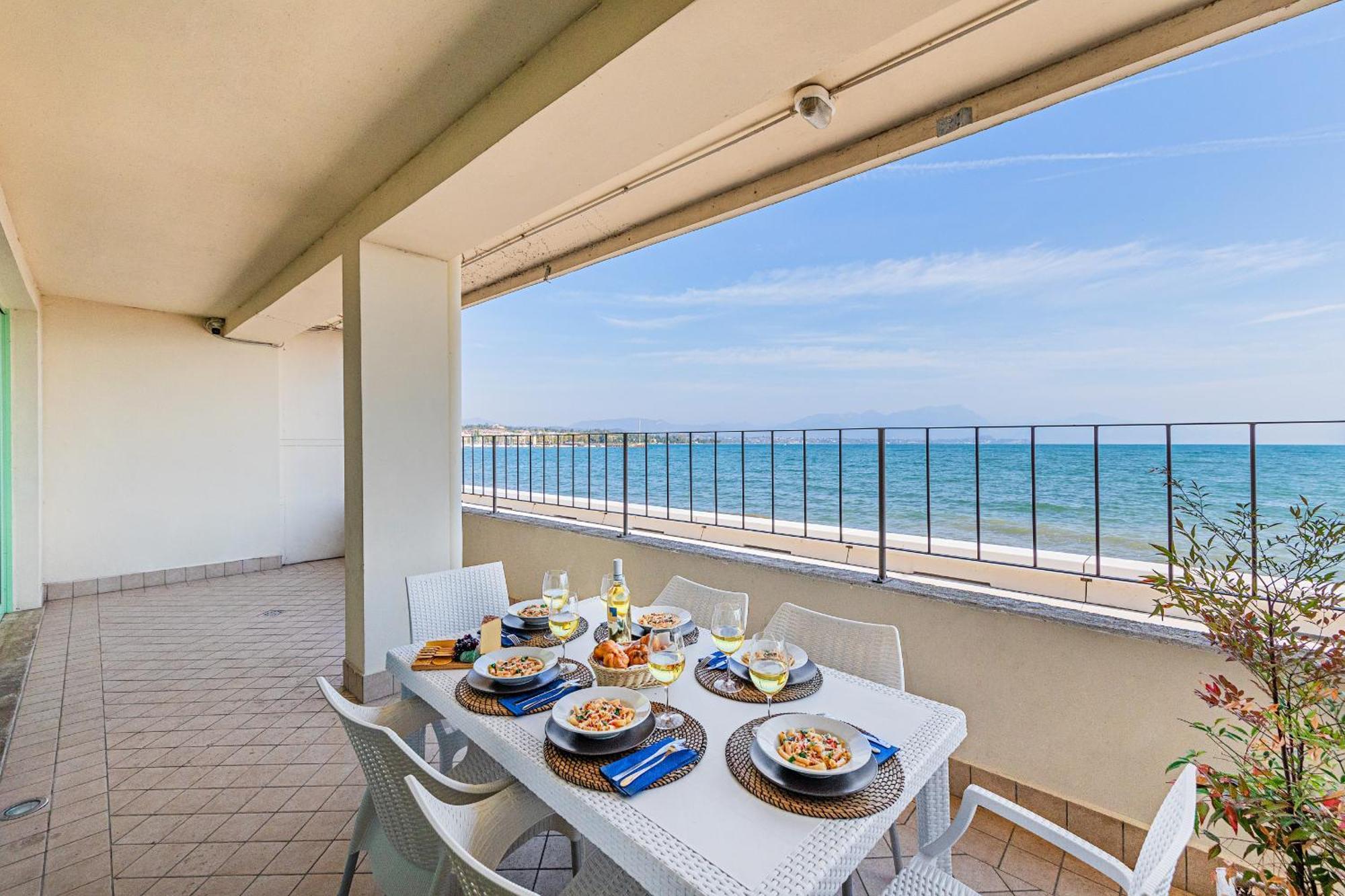 Residenza Miralago Iii By Wonderful Italy Appartement Desenzano del Garda